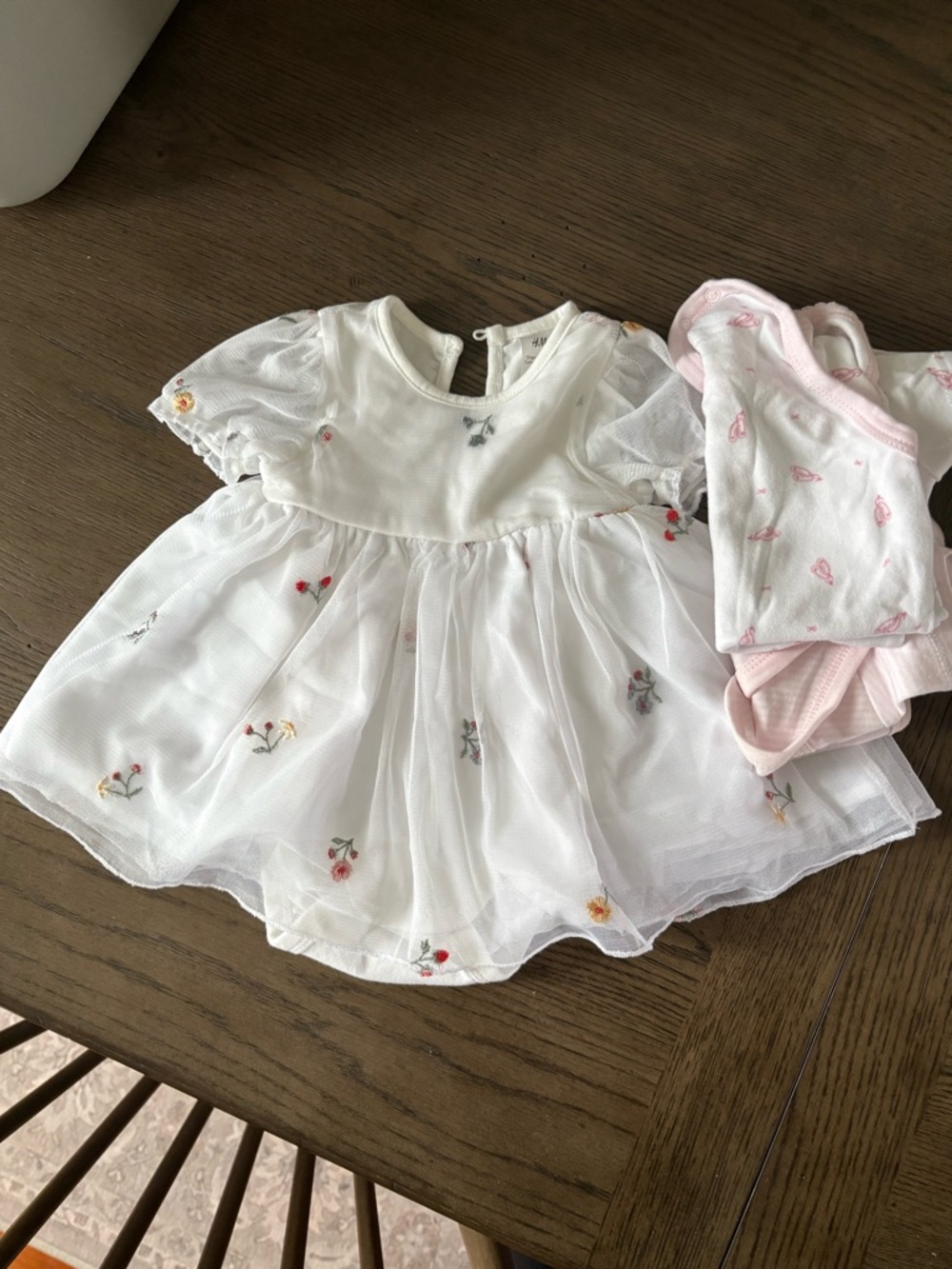 H&M 2-4 month dress and two 3 month onesies